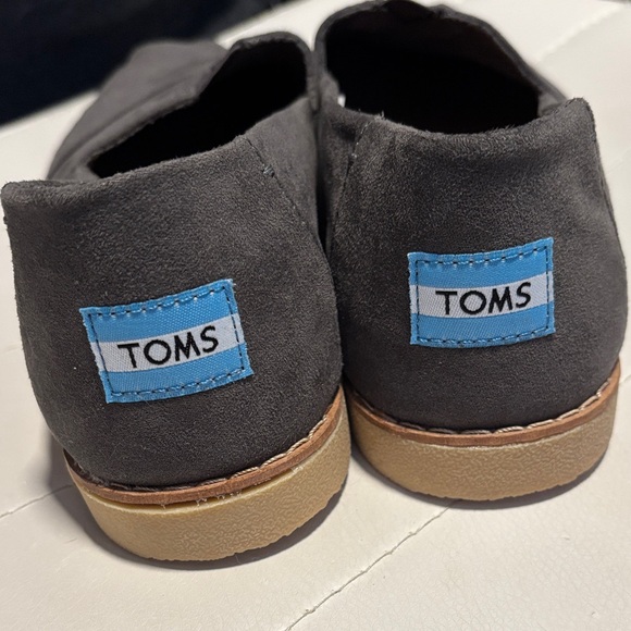 TOMS Women's Charcoal Loafers - Picture 4 of 6